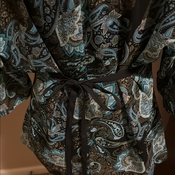 Black & Blue Apt. 9 Blouse w/ Built-in Camisole - Picture 4 of 6